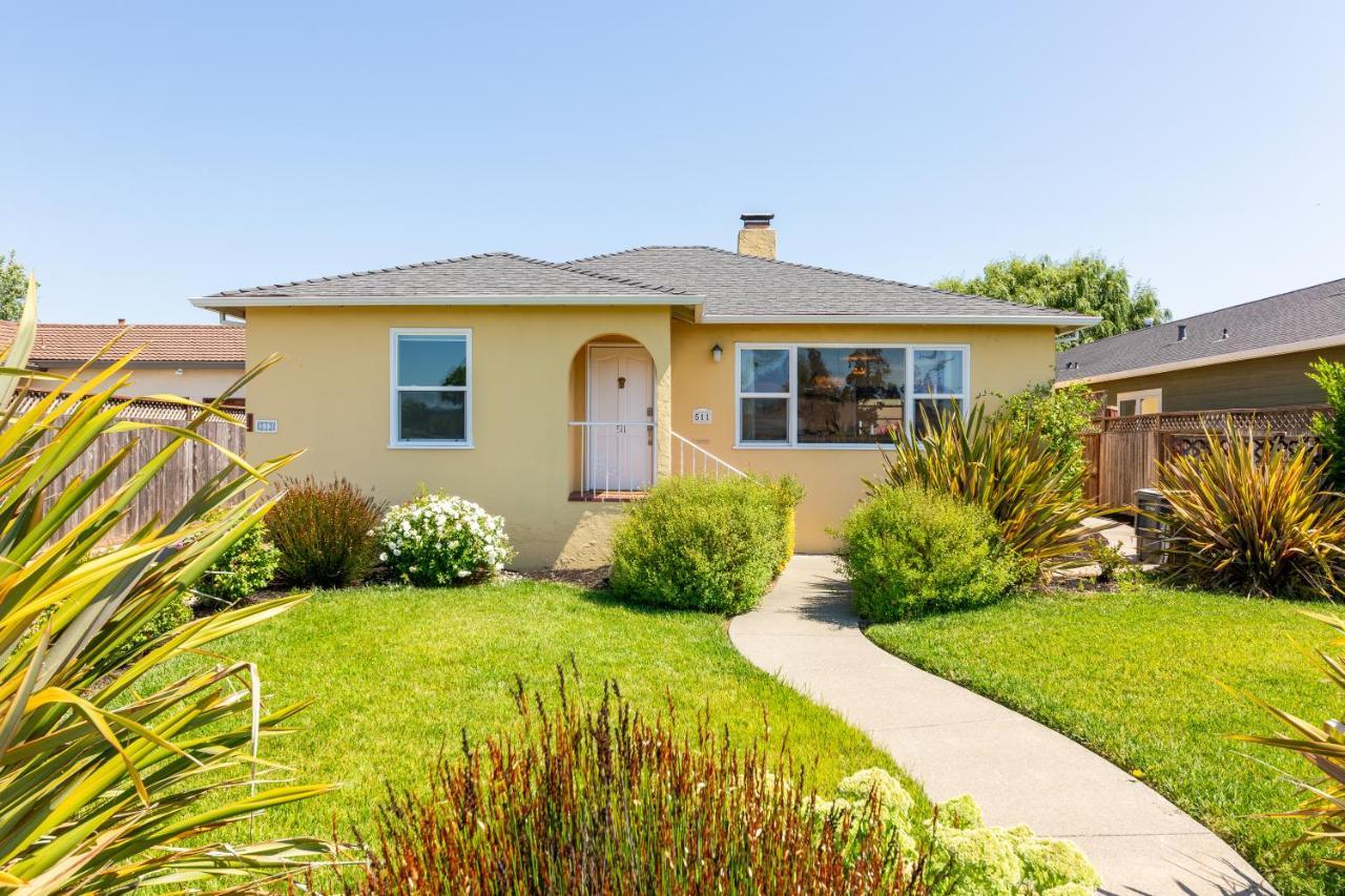 Spacious Renovated Petaluma Home- Pool Table, Fire Pit, Parking Exteriér fotografie
